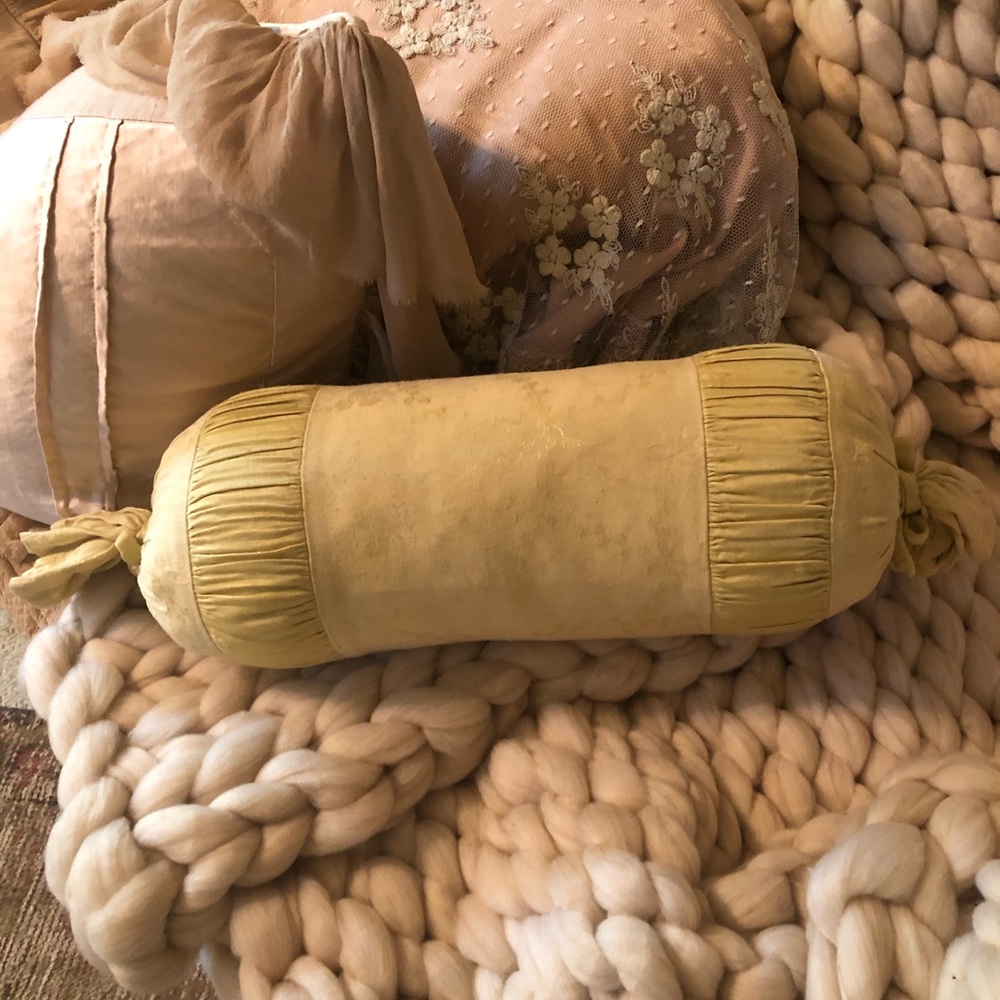 Beautiful Bella Notte neck roll pillow.